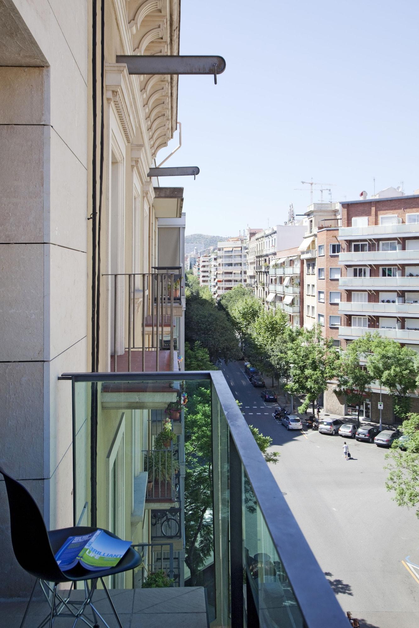 Ainb Sagrada Familia Apartments Barcellona Esterno foto