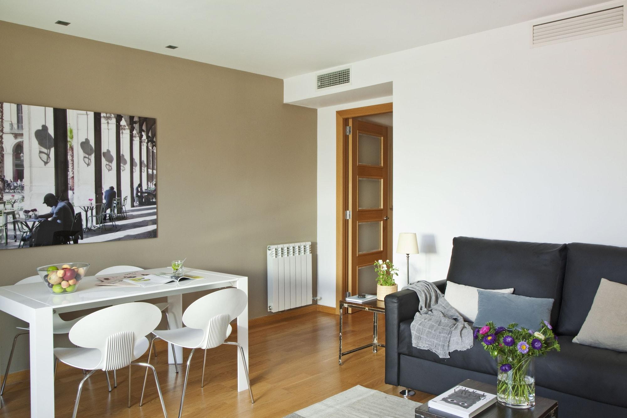 Ainb Sagrada Familia Apartments Barcellona Esterno foto