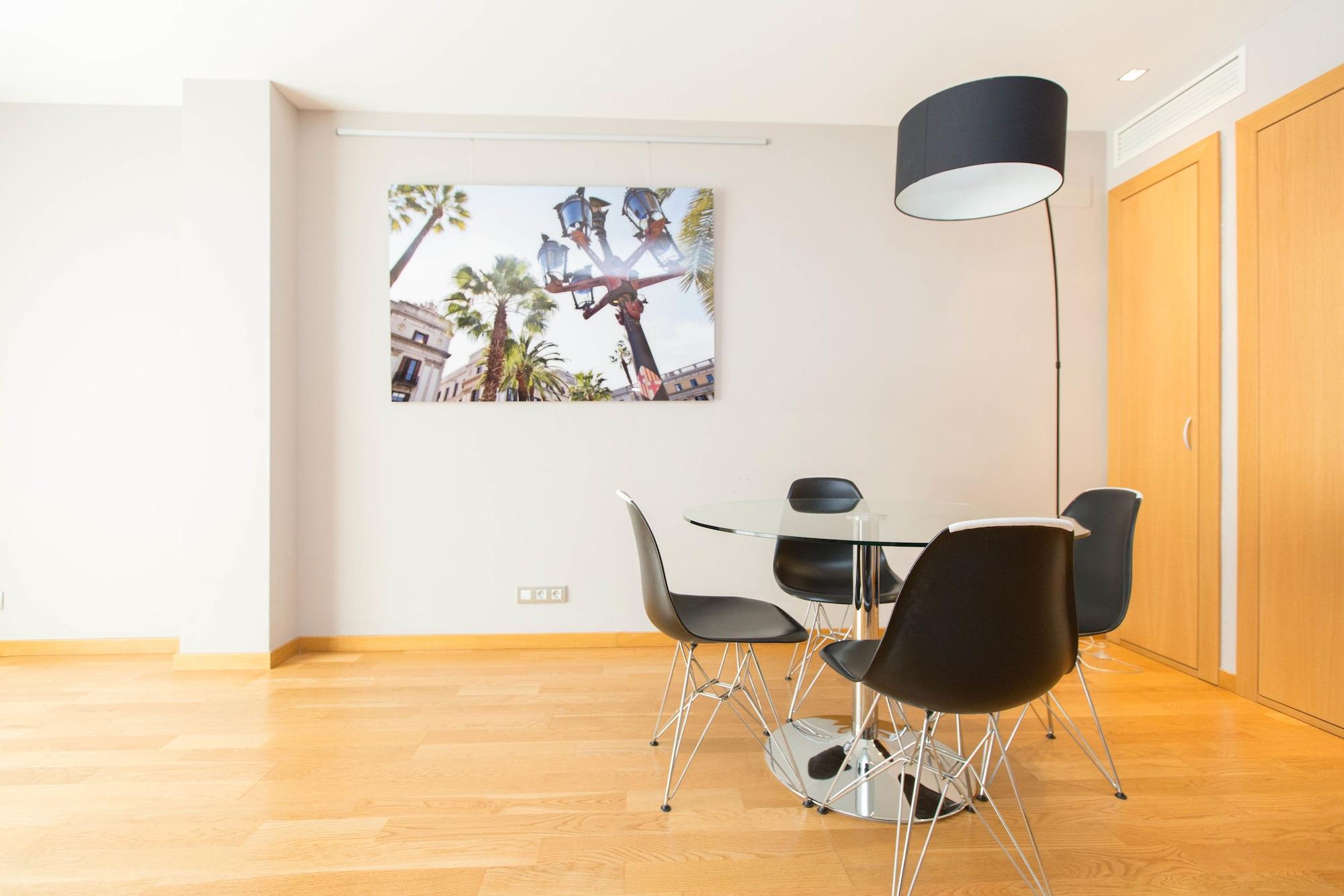 Ainb Sagrada Familia Apartments Barcellona Esterno foto
