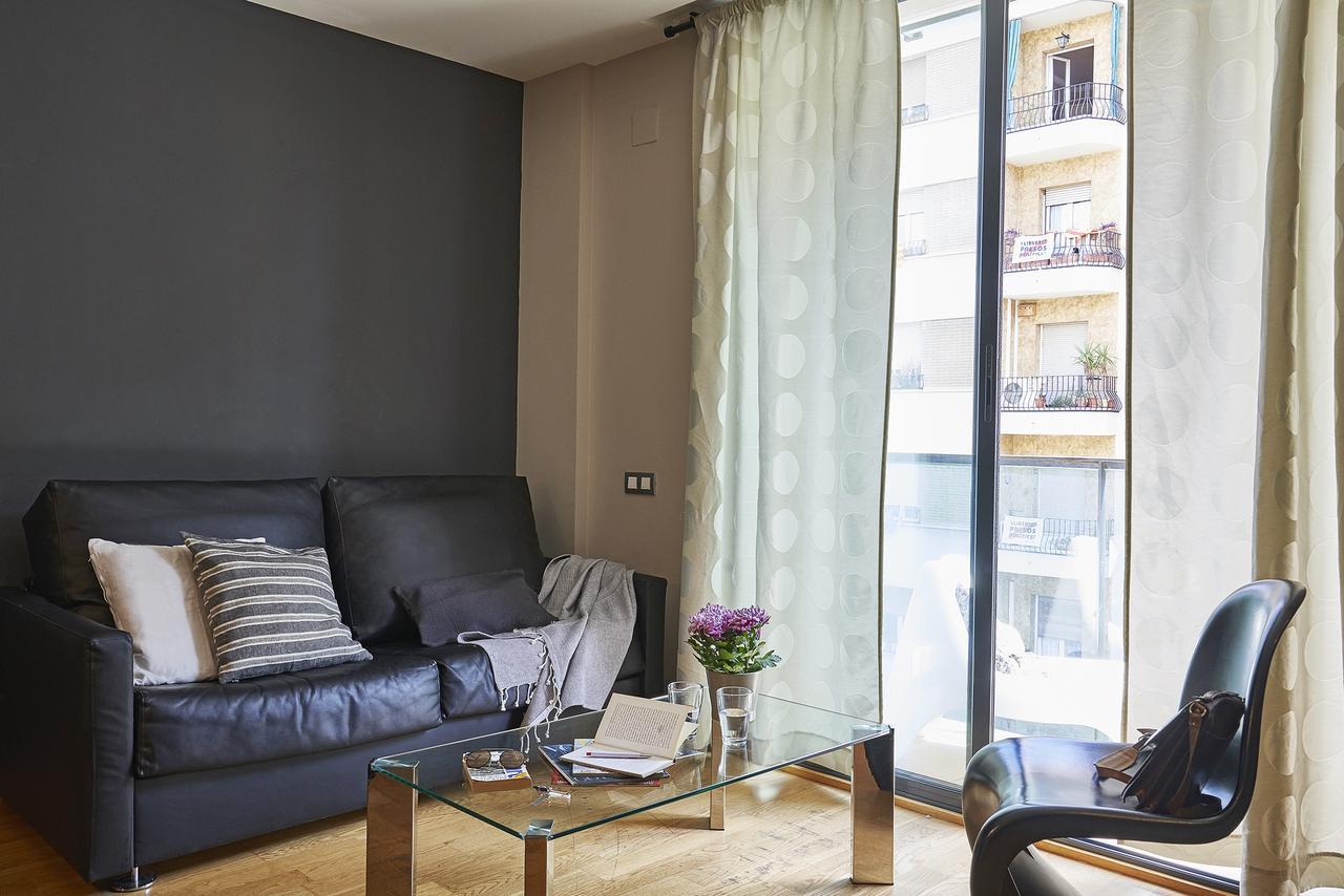Ainb Sagrada Familia Apartments Barcellona Esterno foto
